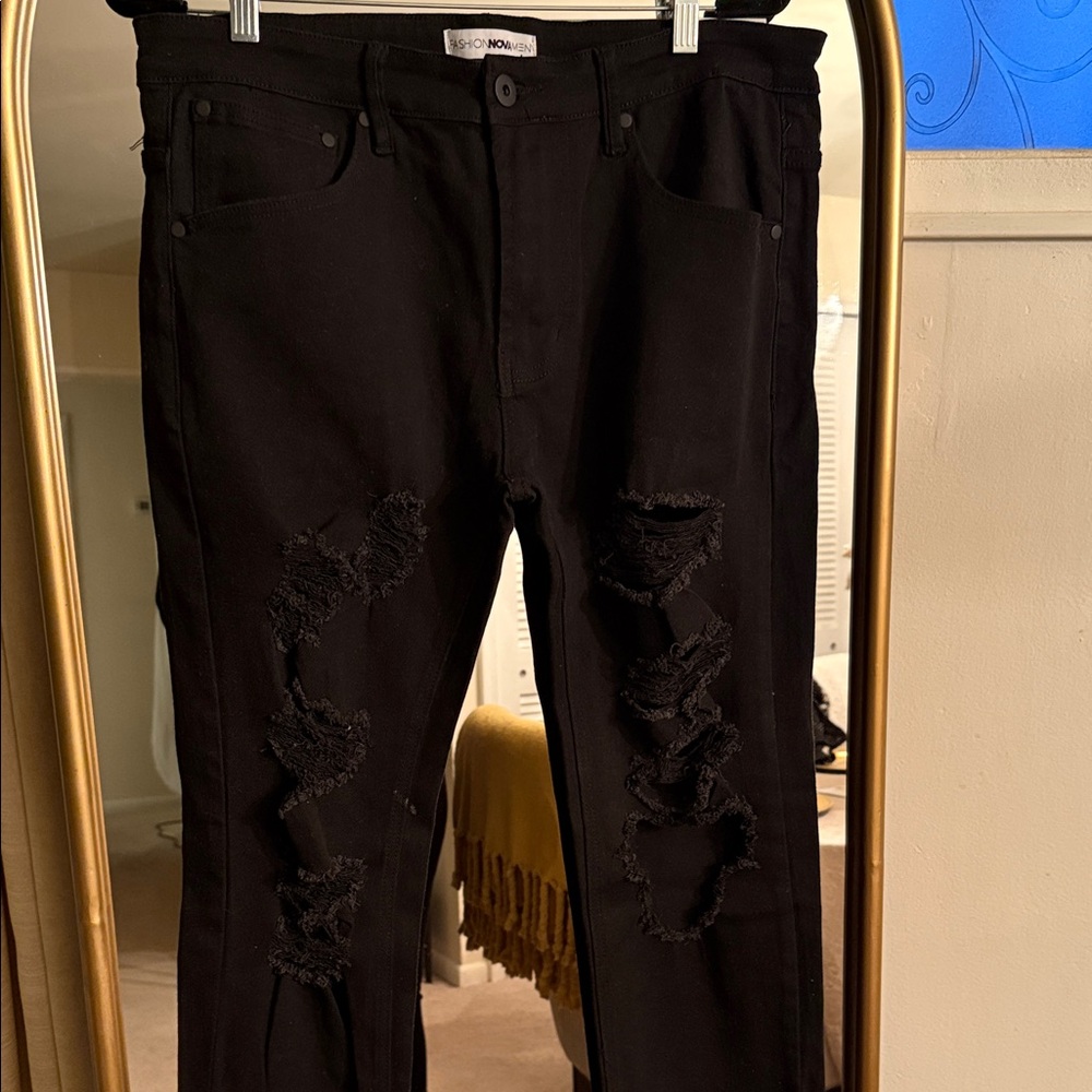 Black Distressed Jeans